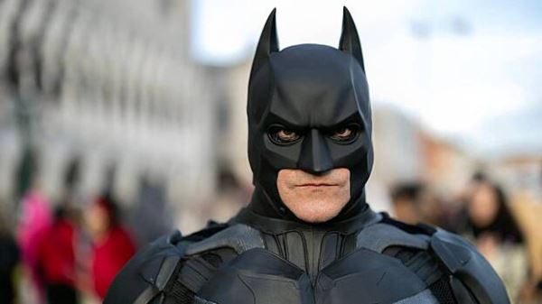 Женщина развелась с&nbsp;мужем, потому что он&nbsp;решил стать Бэтменом