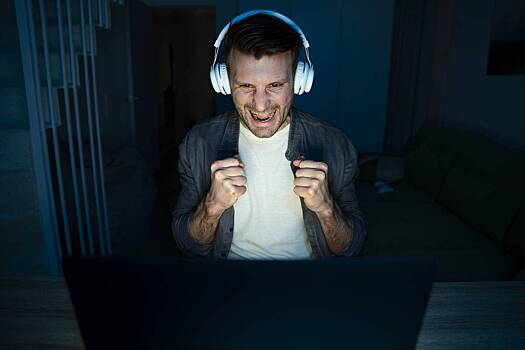 Жена китайца спустила 90&nbsp;тысяч долларов на&nbsp;донаты и&nbsp;довела его до&nbsp;развода