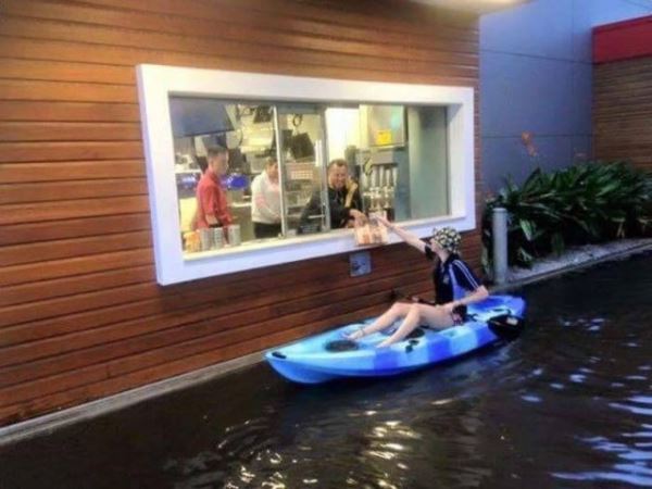 Пятничные фотоприколы: &laquo;У меня художественная студия&hellip;&raquo; (38 шт)