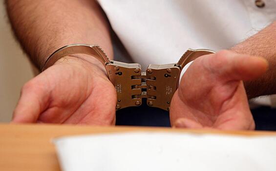 Мужчина попытался положить на&nbsp;счет в&nbsp;банке наркотики вместо денег